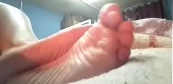  Los pies de mi prima - fetiche de pies low